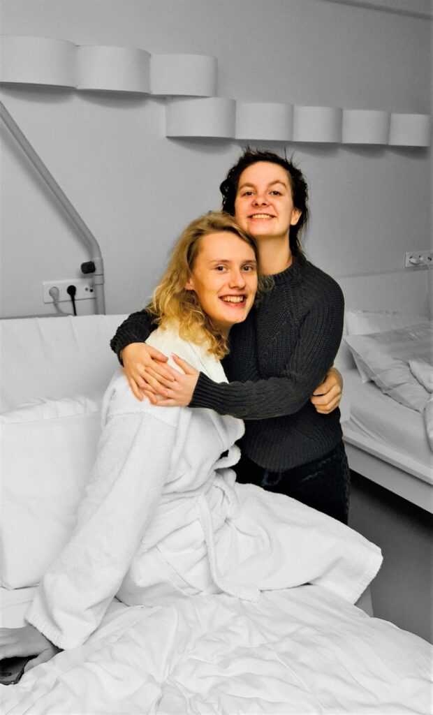 Nicky's FFS verhaal: ontdek haar vlogserie 1 Nicky's FFS verhaal: ontdek haar vlogserie