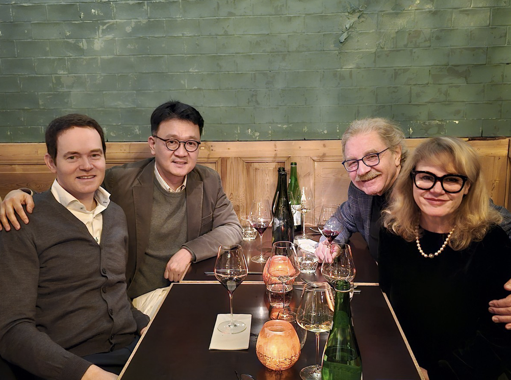 Dr. Bert Oelbrandt 2 Dr. Bert Oelbrandt